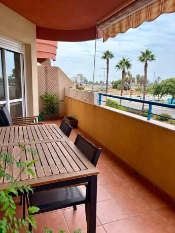 Sprzedaż mieszkania w Piso en Calle del Jalón, 31, Finca el Pato - Torre del Río, Málaga, Málaga
photo 1