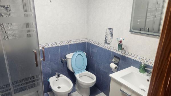 Sprzedaż mieszkania w Piso en Calle Almanzor, 8, Cruz del Humilladero - Los Tilos, Málaga, Málaga
thumbnail 2