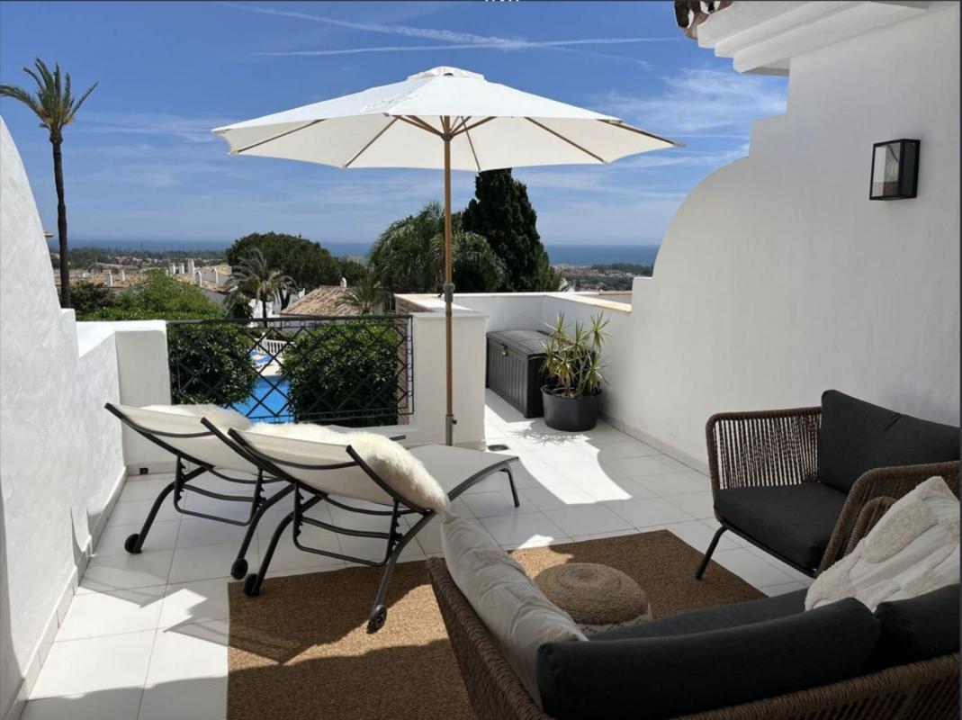 Venta de piso en Piso en Calle Jazmín, Paraiso-Barronal, Estepona, Estepona
photo 2