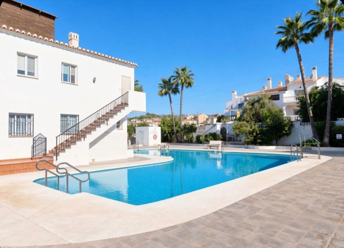 Sprzedaż mieszkania w Piso en Avenida de las Palmeras, 52, Avda Pescia - Ctra de Frigiliana, Nerja, Nerja
photo 1
