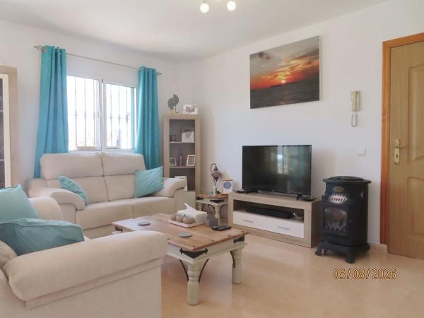 Venta de piso en Piso en Avenida de las Palmeras, 52, Avda Pescia - Ctra de Frigiliana, Nerja, Nerja
thumbnail 2