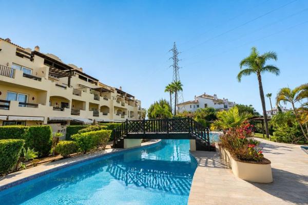 Sale of flat in Piso en Calle Severiano Ballesteros, Riviera del Sol, Mijas, Mijas
thumbnail 2