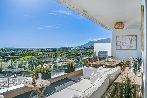 Продажа квартиры на Piso en Camino Loma de Retamar, 4, Cancelada, Estepona, Эстепона
 photo 1