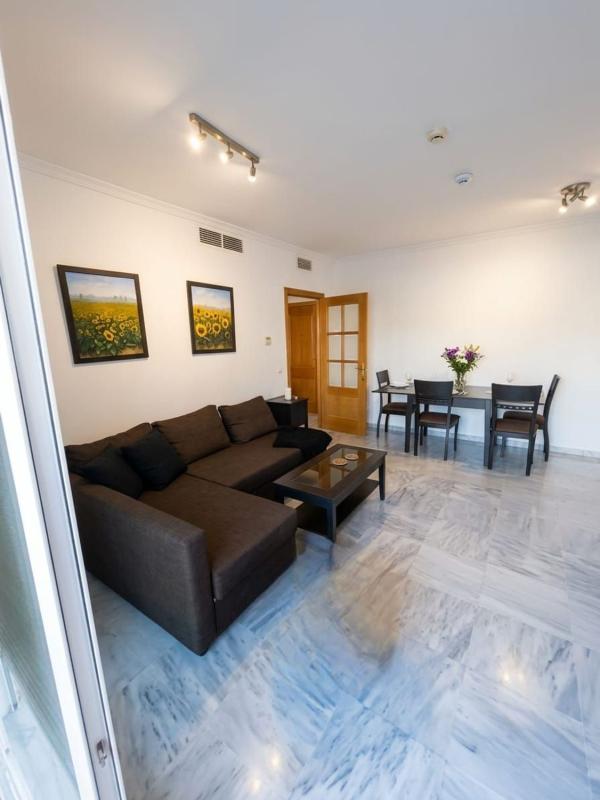 Продажа квартиры на Piso en Calle Faro, Zona Centro Comercial Torrequebrada, Benalmádena, Бенальмадена
photo 5