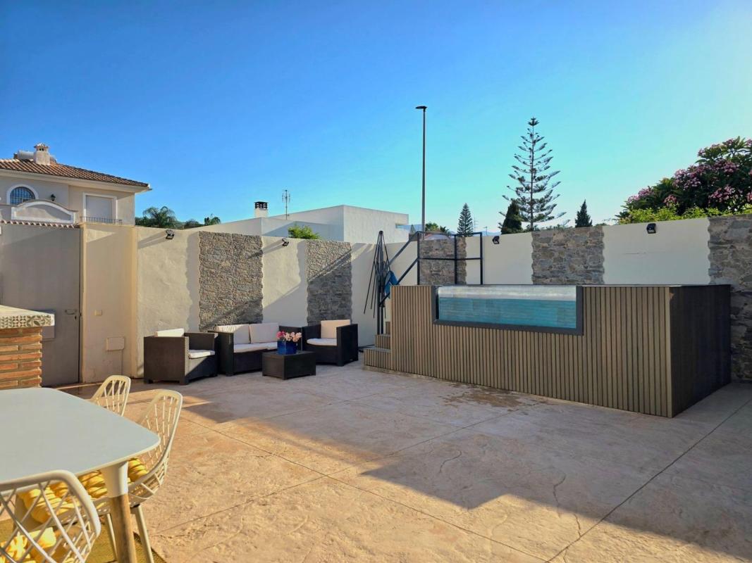 Продажа отдельного шале в Chalet pareado en Calle Almanzor, 65, Capellanía - Retamar, Alhaurín de la Torre, Алхаурин-де-ла-Торре photo 3