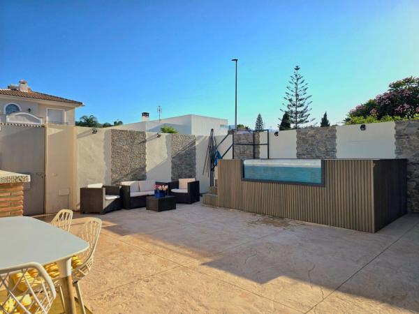 Chalet pareado en Calle Almanzor, 65, Capellanía - Retamar, Alhaurín de la Torre photo 3