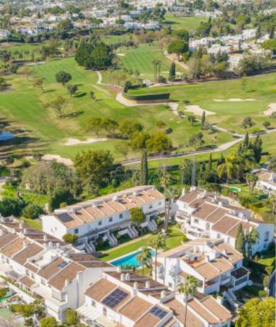 Chalet adosado en La Pinta, Aloha, Marbella thumbnail 3