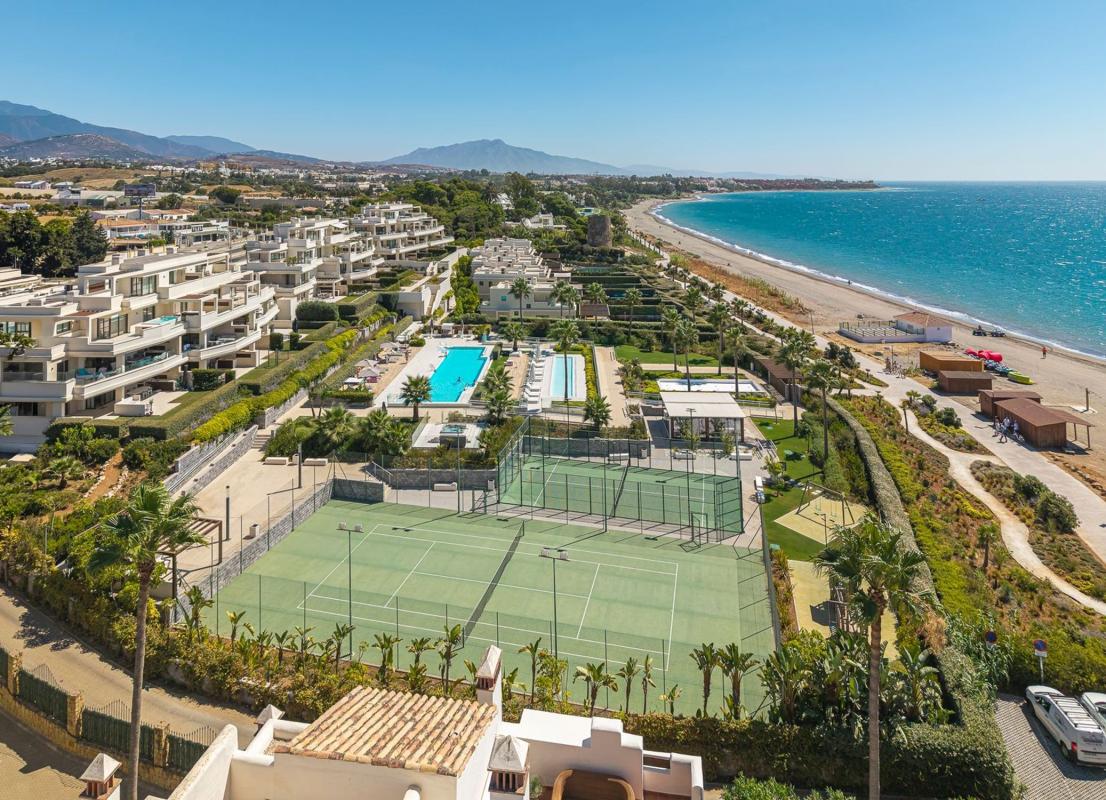 Venta de piso en Piso en Nacional 340, 7, El Velerín, Estepona, Estepona
 photo 2