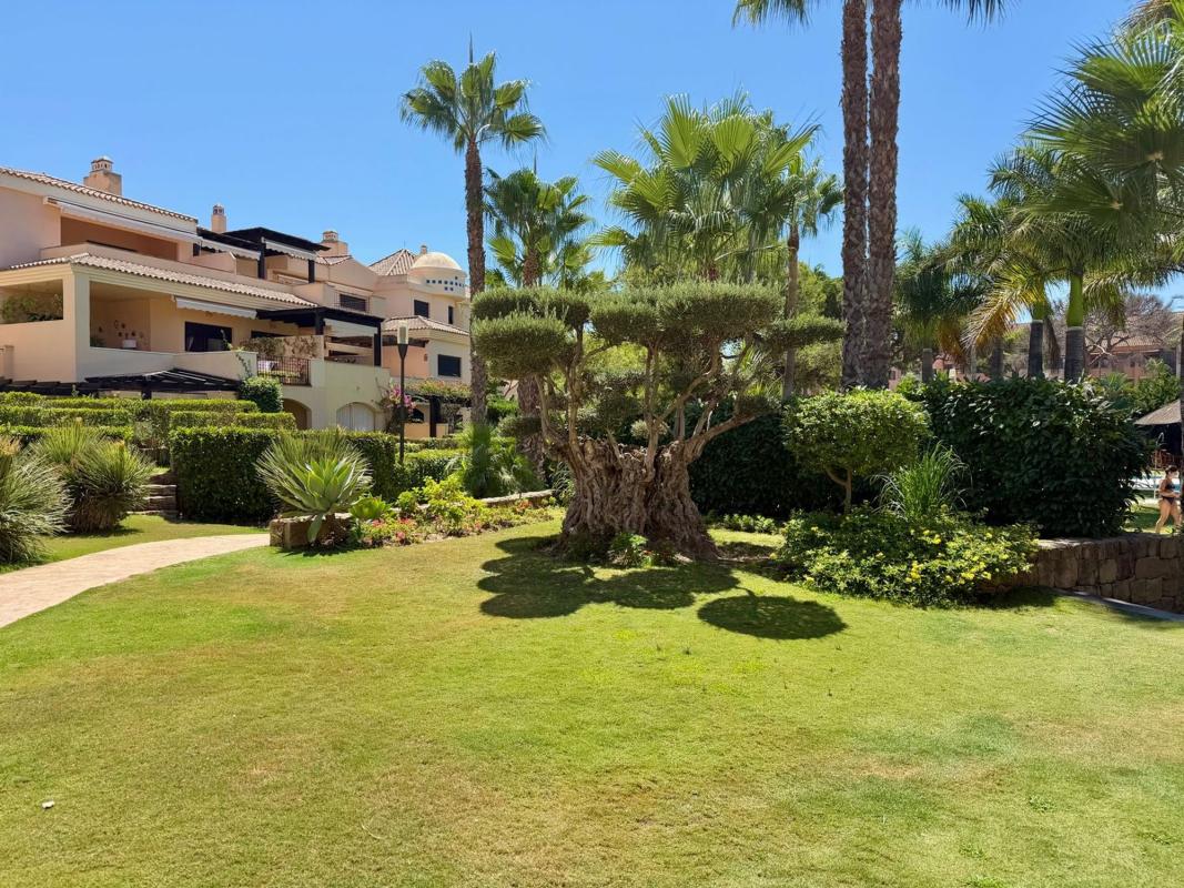 Продажа пентхауса на Ático en Avenida de las Mimosas, 3, Puerto Banús, Marbella, Марбелла photo 3