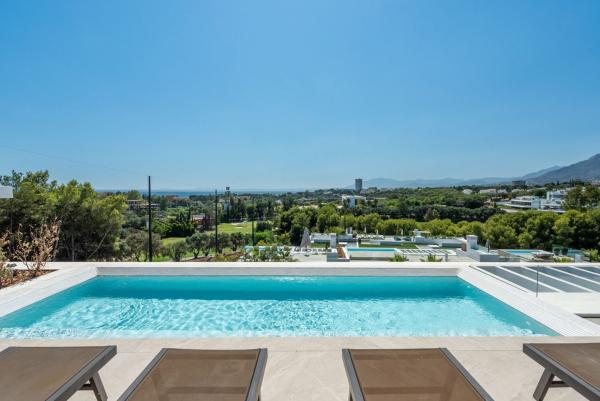 Ático en venta en  Ático en Calle Green, Bahía de Marbella, Marbella, Marbella photo 1