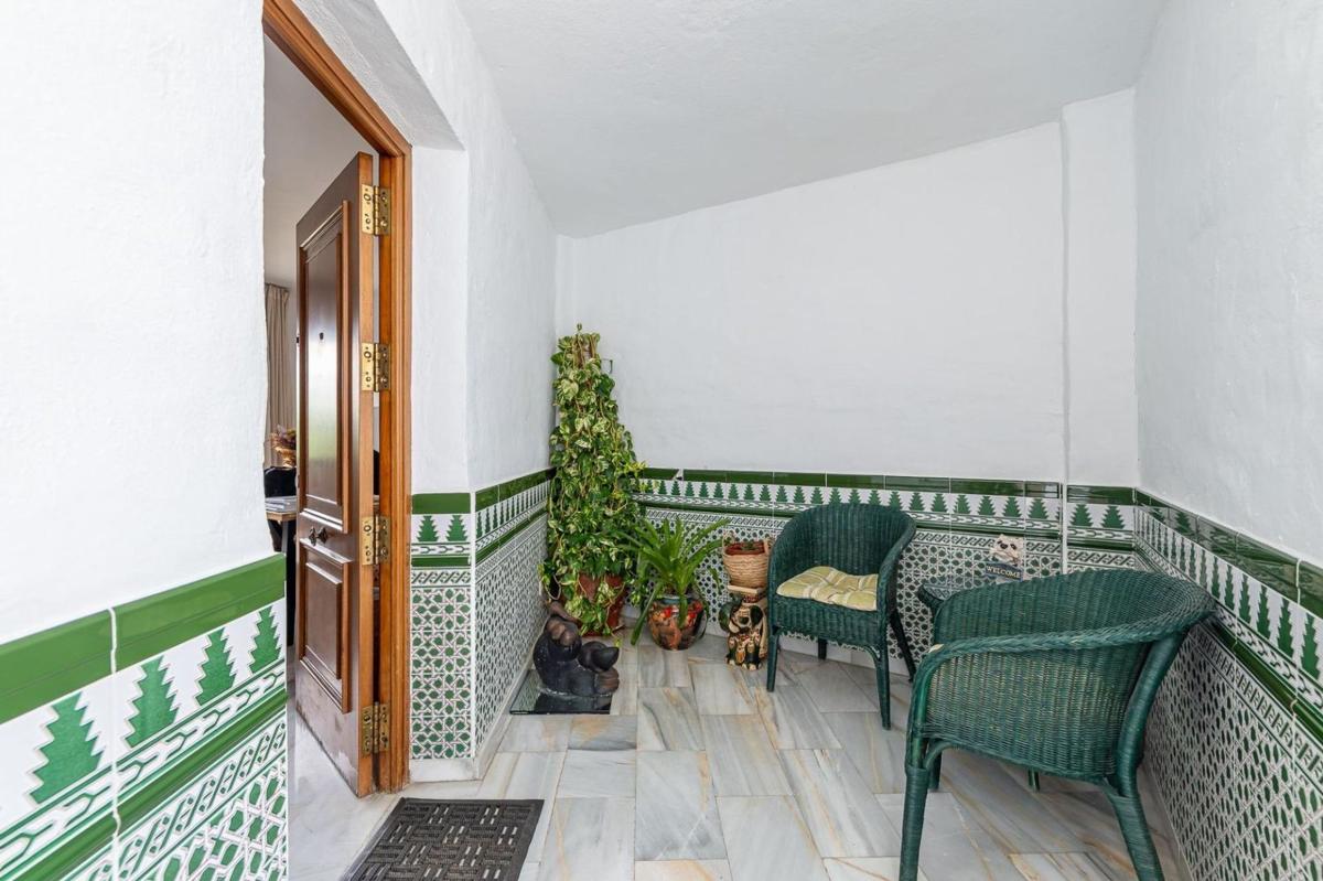 Venta de chalet adosado en Chalet adosado en Plaza Victoria Kent, 10, La Colina, Torremolinos , Torremolinos photo 5