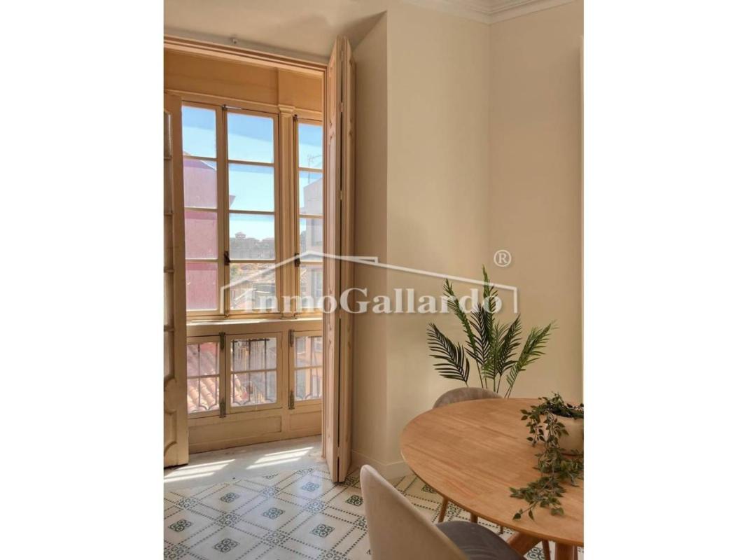 Venta de piso en Piso en Centro Histórico, Málaga, Málaga
 photo 3
