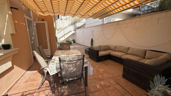 Частный шале на продаже в  Casa o chalet en Coin, Коин photo 3