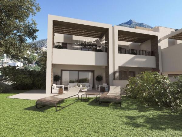 Chalet adosado en Istan photo 4