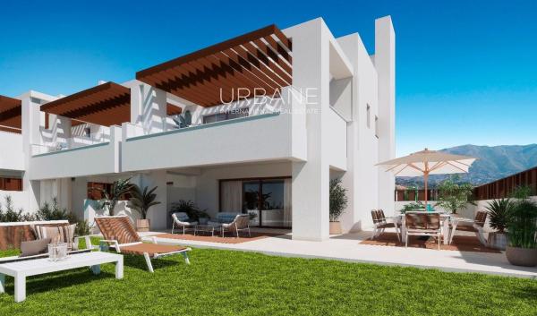Chalet adosado en Calle Tramo de Unión, La Cala Golf - Lagar Martell, Mijas thumbnail 1