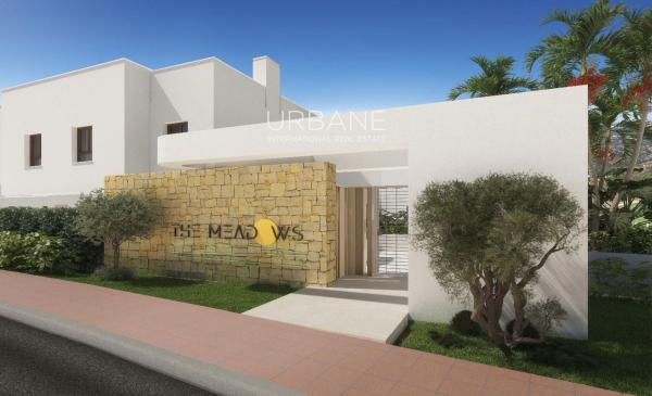 Chalet adosado en Calle Tramo de Unión, La Cala Golf - Lagar Martell, Mijas thumbnail 2