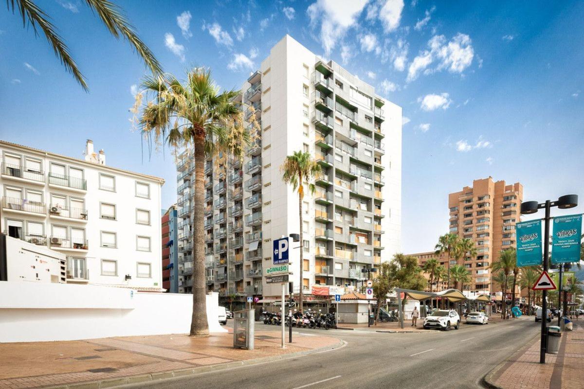 Sprzedaż mieszkania w Piso en Calle Antonio Sedeño Cantos, Zona Puerto Deportivo, Fuengirola, Fuengirola
 photo 3