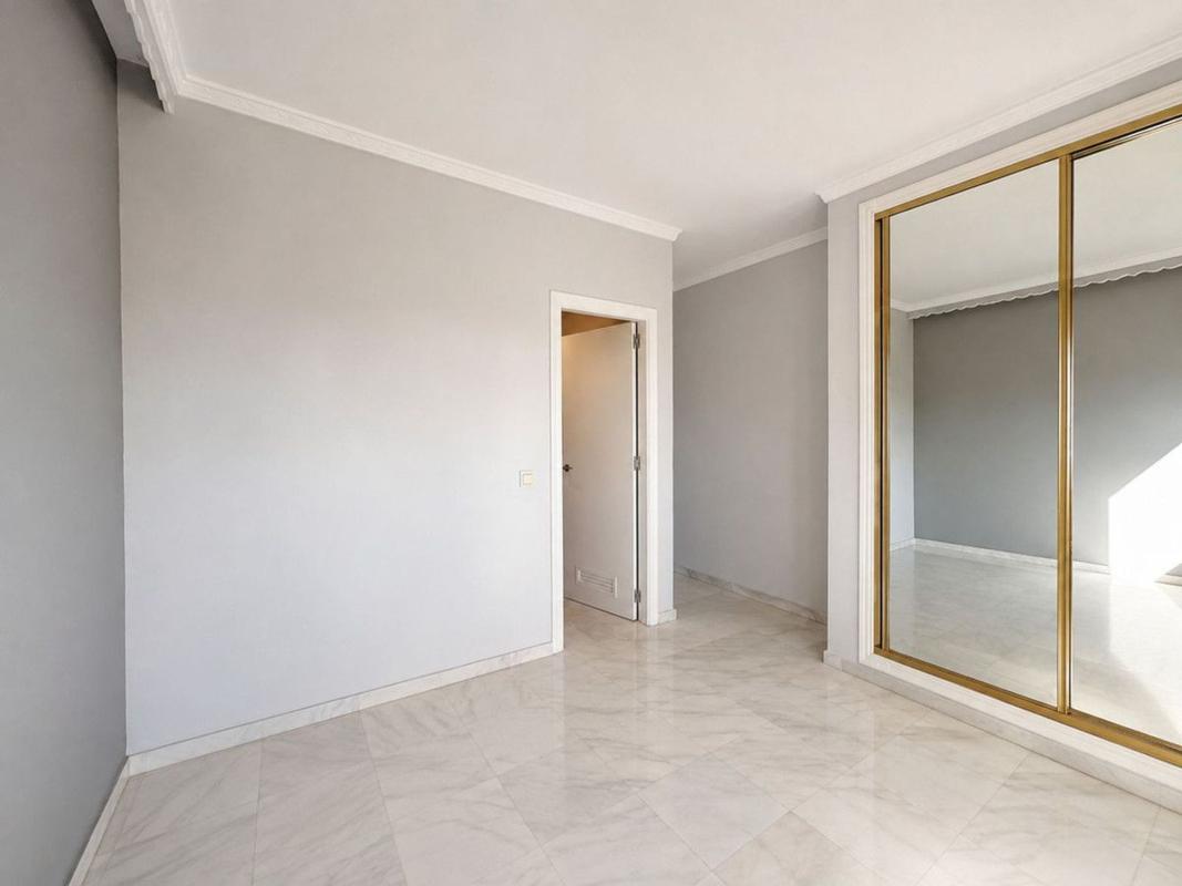 Venta de piso en Piso en Calle Alfredo Palma, La Puya - La Ermita, Marbella, Marbella
photo 3