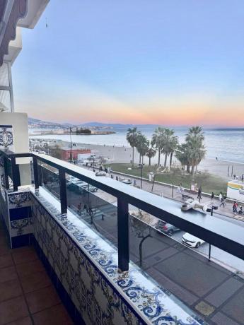 Sprzedaż mieszkania w Piso en Paseo Marítimo Rey de España, 10, Zona Puerto Deportivo, Fuengirola, Fuengirola
thumbnail 2