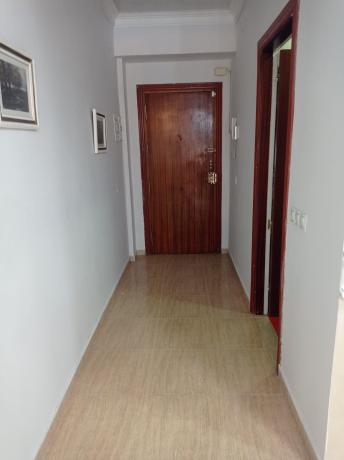 Venta de piso en Piso en Avenida Condes de San Isidro, Zona Puerto Deportivo, Fuengirola, Fuengirola
thumbnail 2