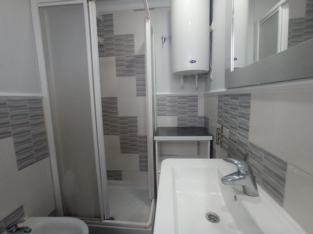 Venta de piso en Piso en Avenida Condes de San Isidro, Zona Puerto Deportivo, Fuengirola, Fuengirola
 photo 4