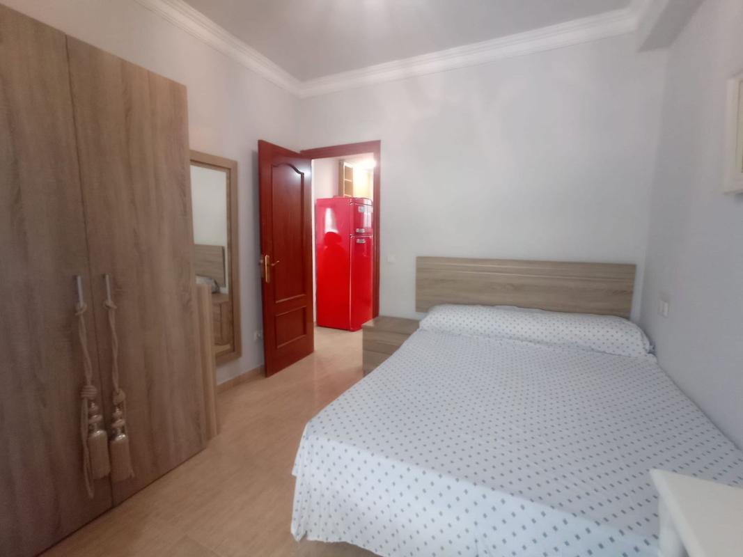 Venta de piso en Piso en Avenida Condes de San Isidro, Zona Puerto Deportivo, Fuengirola, Fuengirola
 photo 5