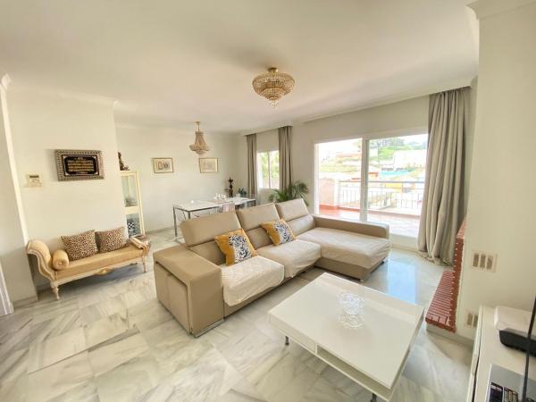 Продажа квартиры на Piso en Calle Faro, Zona Centro Comercial Torrequebrada, Benalmádena, Бенальмадена
thumbnail 2