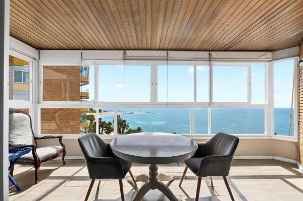 Venta de piso en Piso en Paseo Marítimo Pablo Ruiz Picasso, Malagueta - Monte Sancha, Málaga, Málaga
photo 1