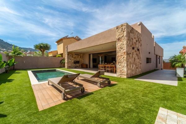Casa o chalet independiente en Calle Catamarán, Capellanía - Retamar, Alhaurín de la Torre photo 1