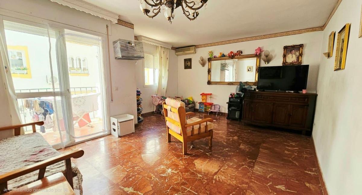 Venta de chalet adosado en Chalet adosado en Calle Guadalajara, Sierra de Estepona-Avda de Andalucia, Estepona , Estepona photo 2