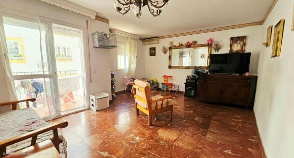 Chalet adosado en Calle Guadalajara, Sierra de Estepona-Avda de Andalucia, Estepona thumbnail 2