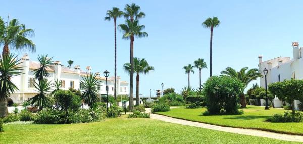 Casa o chalet independiente en Marina Urbanization Casares, Marina de Casares, Casares thumbnail 1