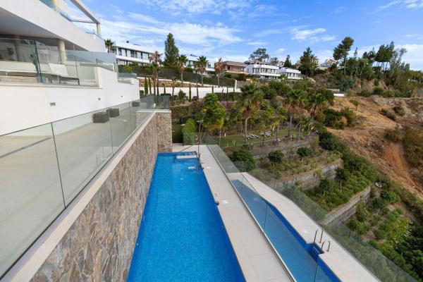 Venta de piso en Piso en Los Naranjos, Marbella, Marbella
 photo 1