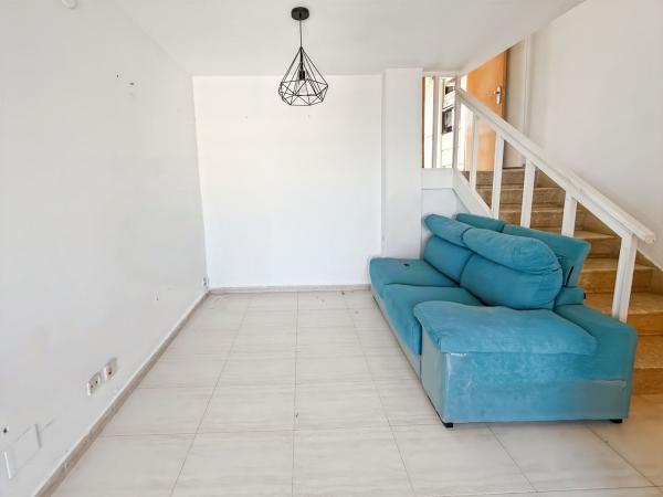 Дуплекс на продажу в Dúplex en Calle Torrealmádena, Cortijo Torrequebrada, Benalmádena, Бенальмадена thumbnail 3