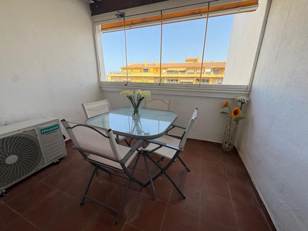 Продажа дуплекса на Dúplex en Calle Toledo, San Pedro Pueblo, Marbella, Марбелла photo 2