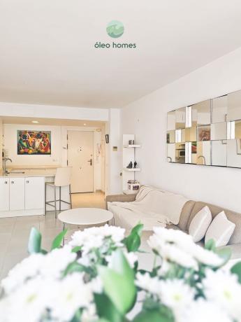 Venta de piso en Piso en Calle Jacinto Benavente s/n, Huerta Belón-Calvario, Marbella, Marbella
 photo 1