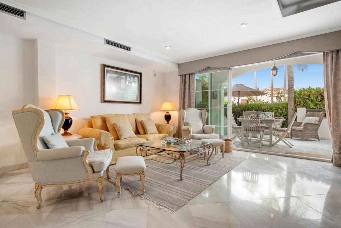 Venta de chalet independiente en Chalet pareado en Cecilia Bohl De Faber, Lomas de Marbella Club, Marbella, Marbella
photo 3