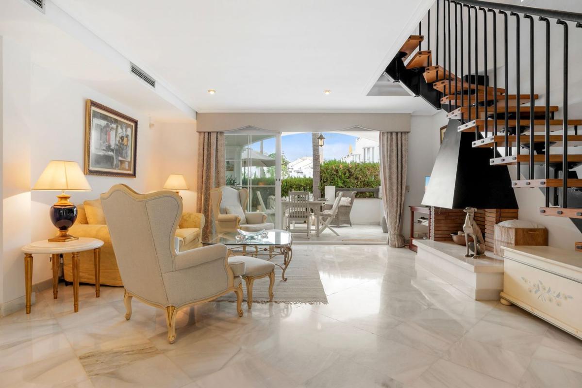 Venta de chalet independiente en Chalet pareado en Cecilia Bohl De Faber, Lomas de Marbella Club, Marbella, Marbella
photo 4