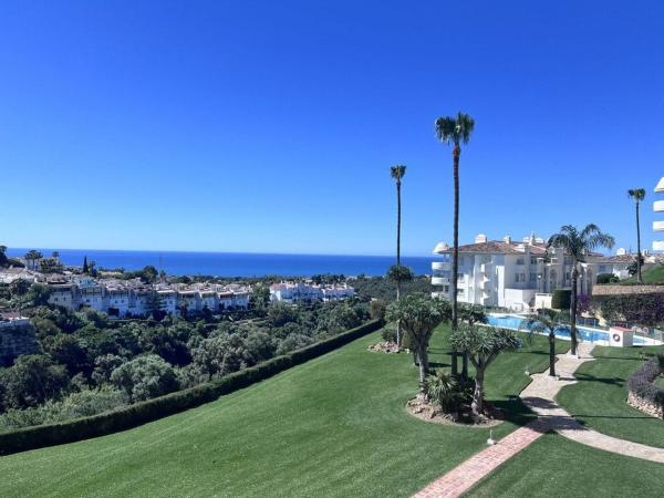 Venta de piso en Piso en Calle Andalucia de Calahonda, Sitio de Calahonda, Mijas, Mijas
 photo 1
