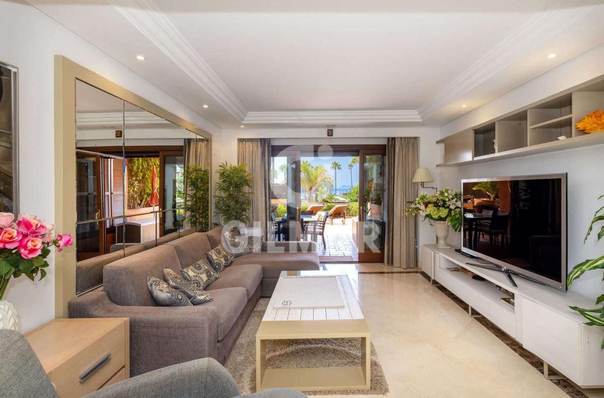 Продажа квартиры на Piso en Calle Las Dunas, Kempinski, Estepona, Эстепона
photo 5
