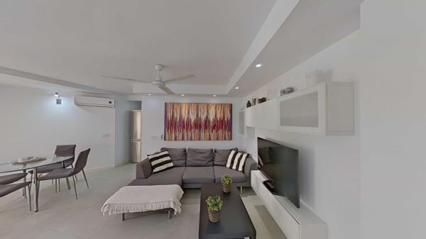 Venta de piso en Piso en Avenida Miguel Cano, 13, Playa Bajadilla-Puertos, Marbella, Marbella
 photo 3