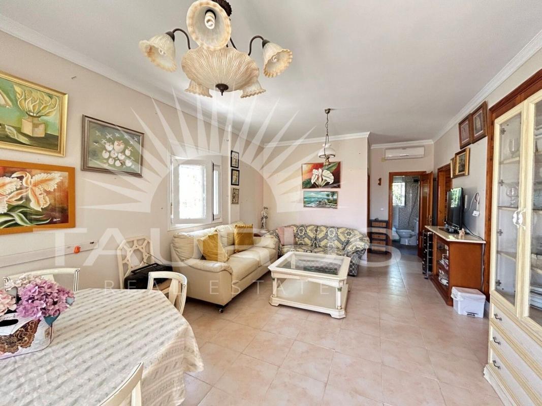 Properties for sale and rent in Spain photo 5