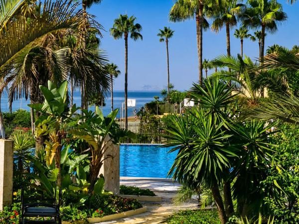 Venta de piso en Piso en Calle Océano Ártico, Kempinski, Estepona, Estepona
thumbnail 3