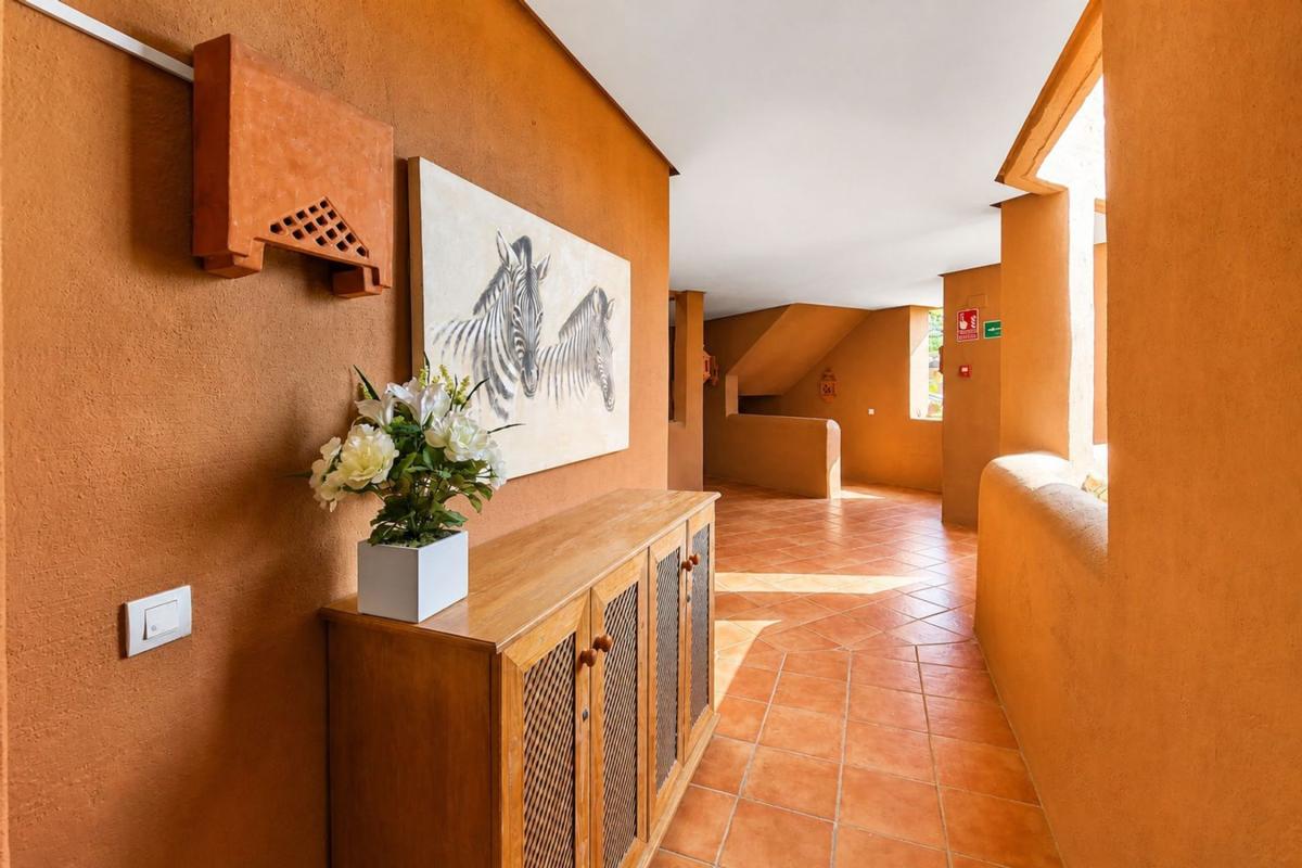 Продажа квартиры на Piso en Calle Océano Ártico, Kempinski, Estepona, Эстепона
 photo 5