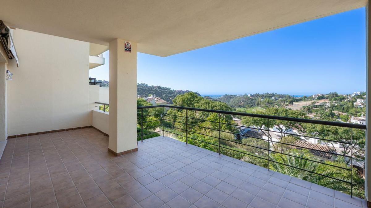 Venta de piso en Piso en Torre Esteril, Los Arqueros-Puerto del Almendro, Benahavís, Benahavís
photo 5