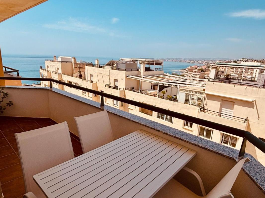 Duplex sale in Dúplex en Zona Centro Comercial Torrequebrada, Benalmádena, Benalmádena photo 2