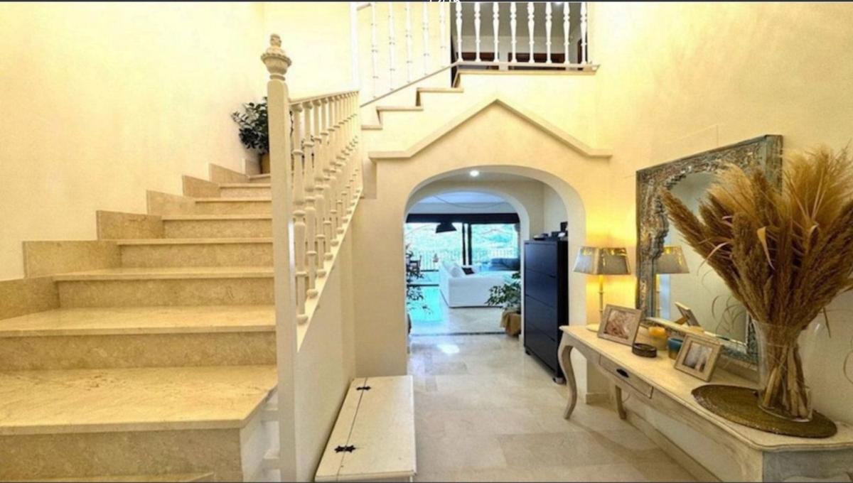 Venta de chalet adosado en Chalet adosado en Urbanizacion Santa Maria, 8 a, Valle Romano Golf, Estepona , Estepona photo 2