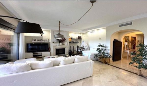 Chalet adosado en Urbanizacion Santa Maria, 8 a, Valle Romano Golf, Estepona thumbnail 3