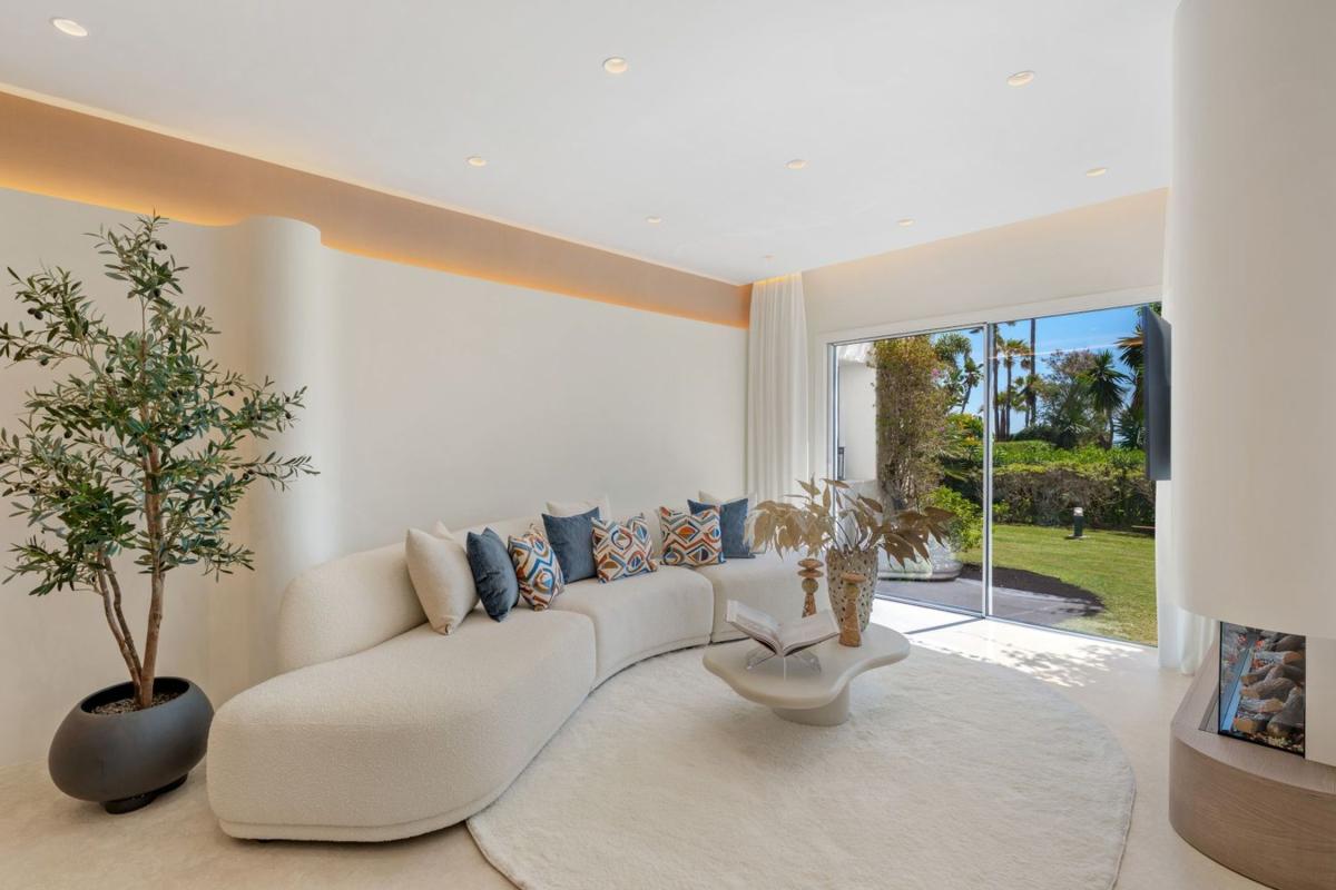 Продажа квартиры на Piso en Avenida España, Centro, Estepona, Эстепона
photo 2