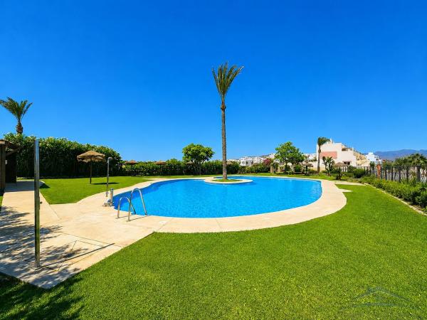 Chalet adosado en La Cala de Mijas, Mijas thumbnail 2